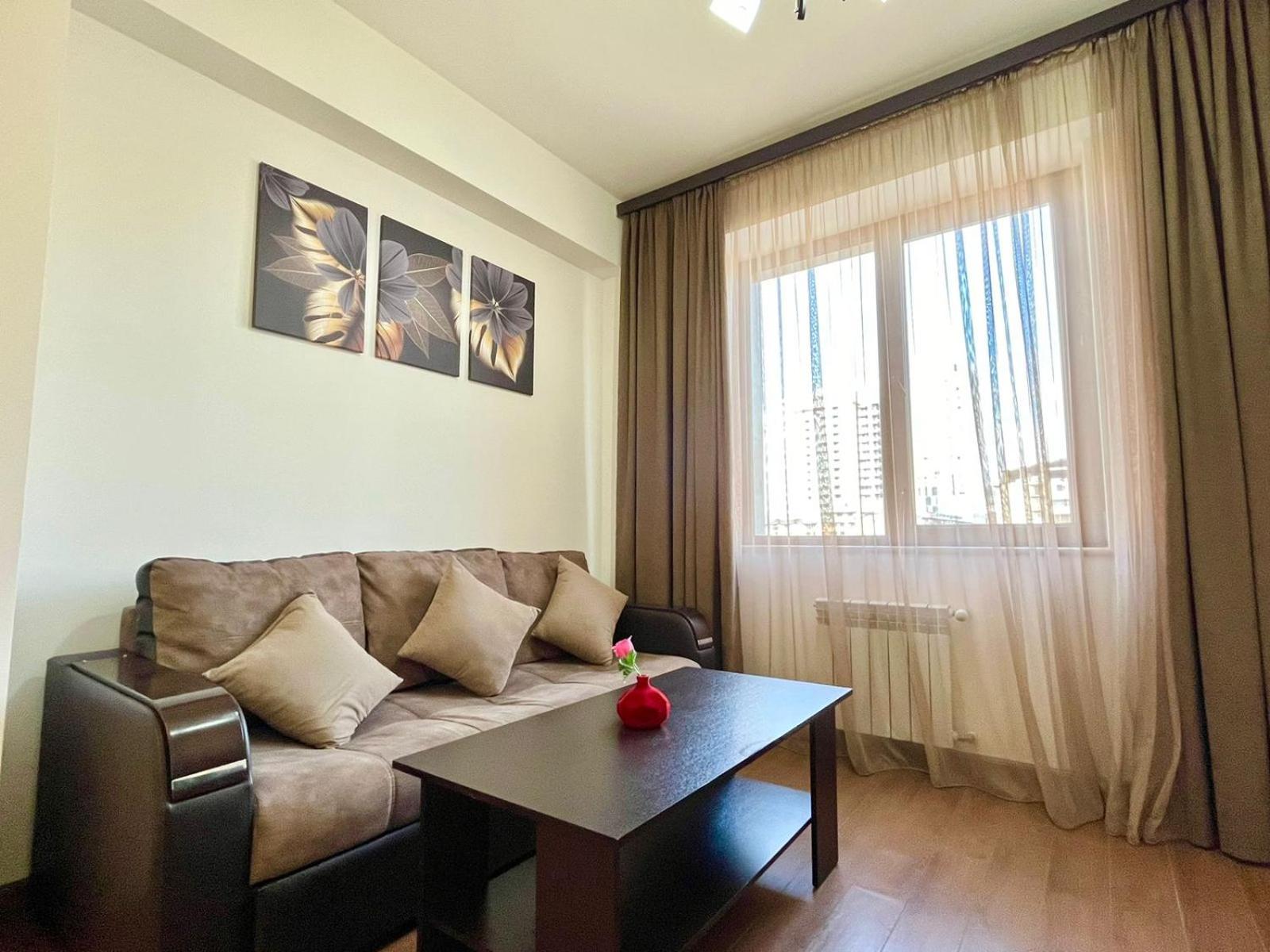 Ns Apartments In Yerevan City Centre Екстер'єр фото