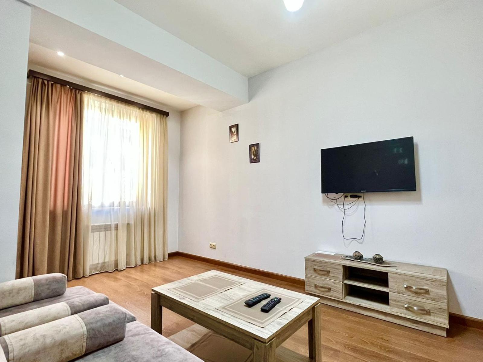 Ns Apartments In Yerevan City Centre Екстер'єр фото